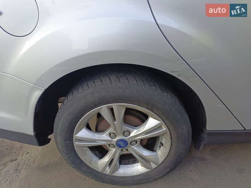 Седан Ford Focus 2014 в Києві
