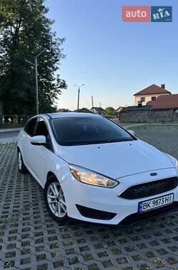 Седан Ford Focus 2016 в 