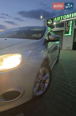 Седан Ford Focus 2014 в 