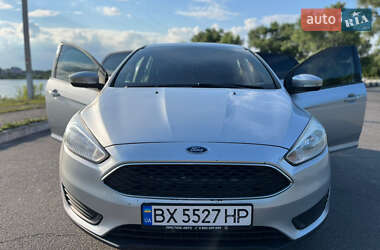 Седан Ford Focus 2017 в Староконстантинове