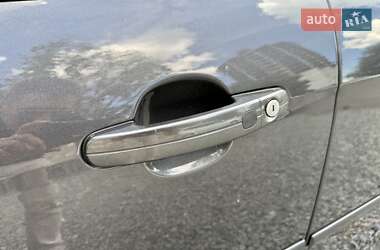 Хэтчбек Ford Focus 2015 в 