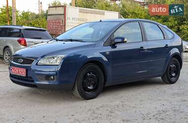 Хэтчбек Ford Focus 2006 в 
