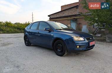 Хэтчбек Ford Focus 2006 в 