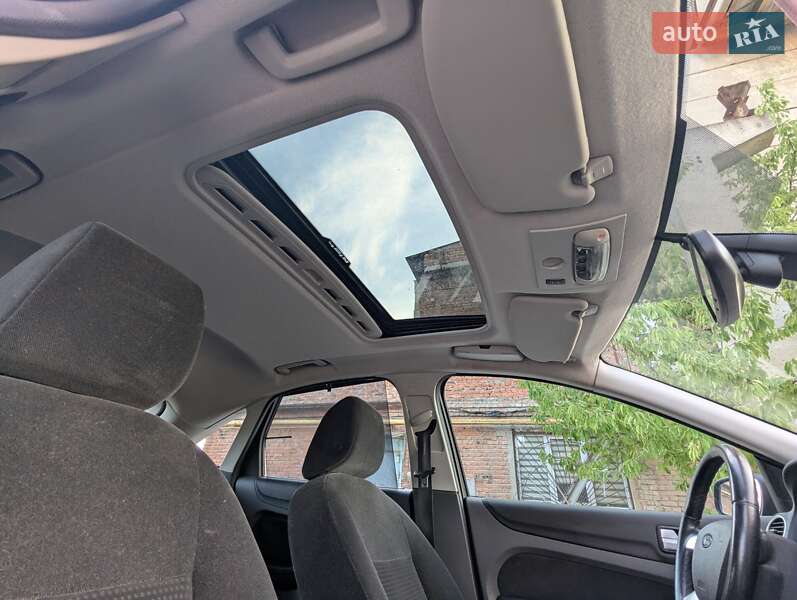 Хетчбек Ford Focus 2006 в Львові