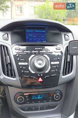 Универсал Ford Focus 2012 в 