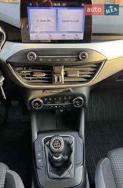 Хэтчбек Ford Focus 2020 в 