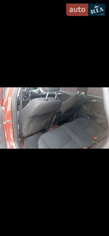 Хэтчбек Ford Focus 2015 в Андрушевке фото 21 Хэтчбек Ford Focus 2015 в Андрушевке