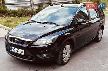 Универсал Ford Focus 2010 в 