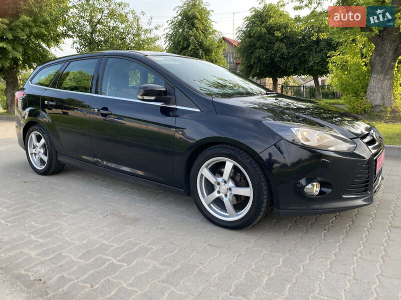 Универсал Ford Focus 2012 в Сокале