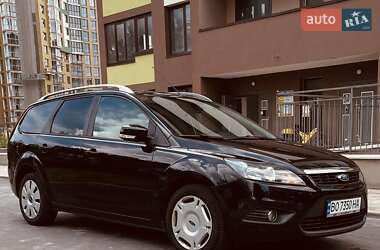 Универсал Ford Focus 2010 в 