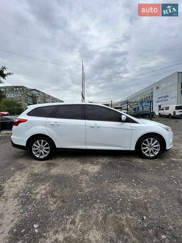 Універсал Ford Focus 2011 в Сумах
