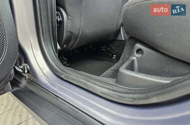 Хэтчбек Ford Focus 2012 в 