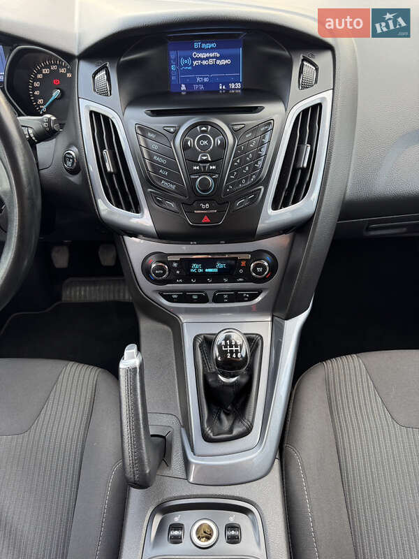 Хэтчбек Ford Focus 2014 в Ровно