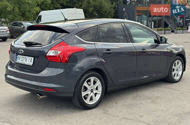 Хэтчбек Ford Focus 2014 в 