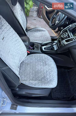 Хэтчбек Ford Focus 2013 в 