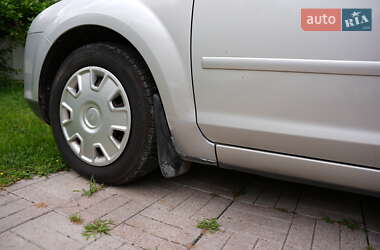 Хетчбек Ford Focus 2007 в 