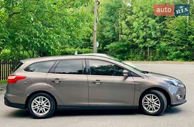 Универсал Ford Focus 2012 в 