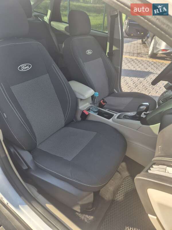 Седан Ford Focus 2015 в Києві
