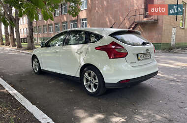 Хэтчбек Ford Focus 2013 в 