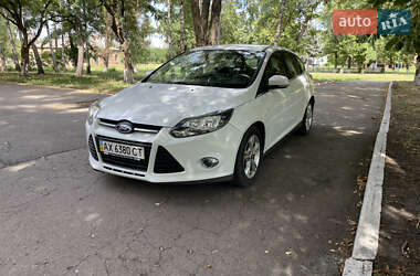 Хэтчбек Ford Focus 2013 в 