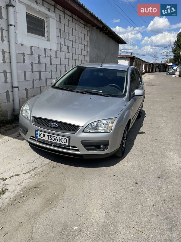 Хетчбек Ford Focus 2007 в 