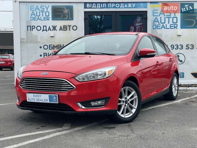 Седан Ford Focus 2015 в 