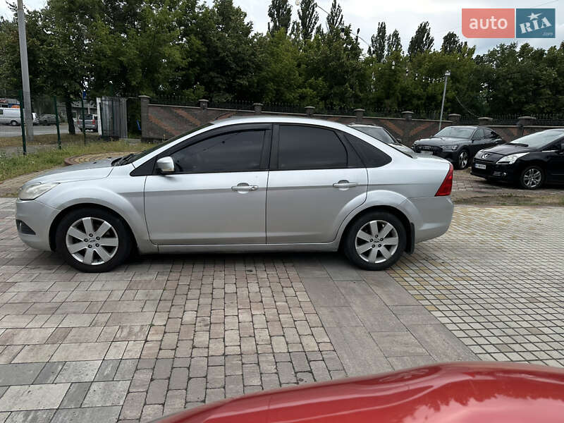 Седан Ford Focus 2008 в Киеве