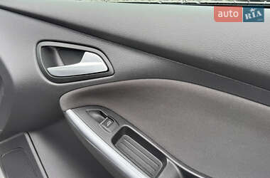 Универсал Ford Focus 2013 в 