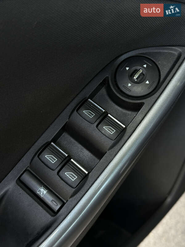 Хетчбек Ford Focus 2012 в Києві