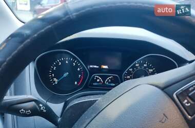 Седан Ford Focus 2016 в 