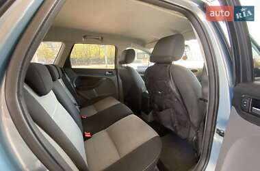 Универсал Ford Focus 2010 в 