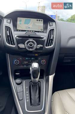 Хетчбек Ford Focus 2018 в 