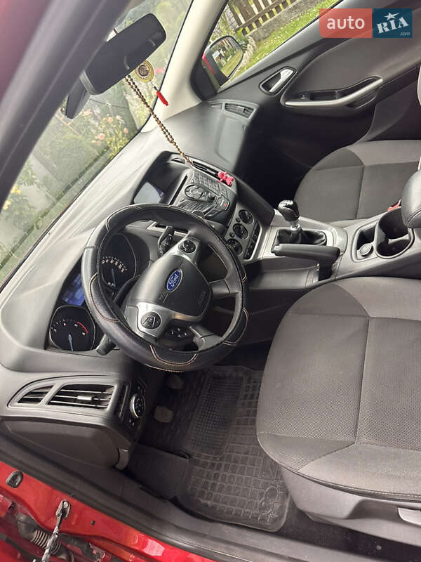 Хетчбек Ford Focus 2014 в Львові