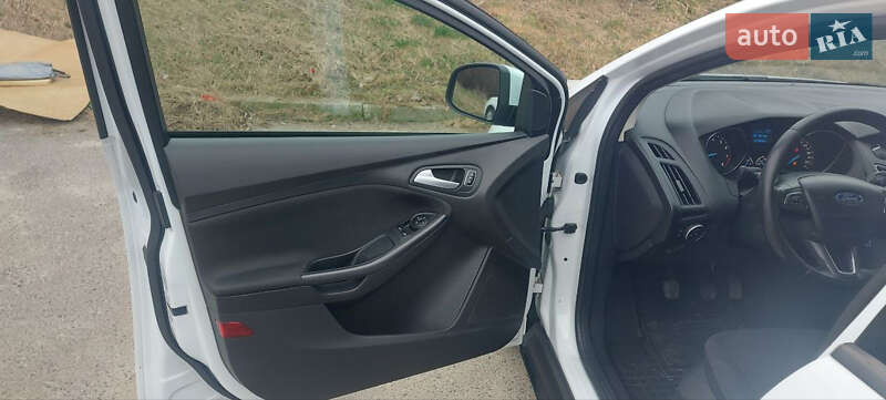 Універсал Ford Focus 2015 в Львові фото 20 Універсал Ford Focus 2015 в Львові