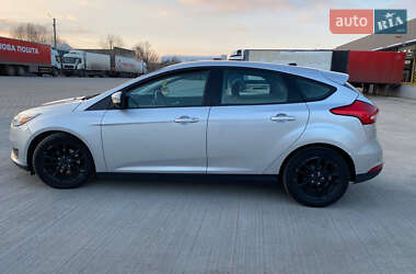 Хетчбек Ford Focus 2015 в 