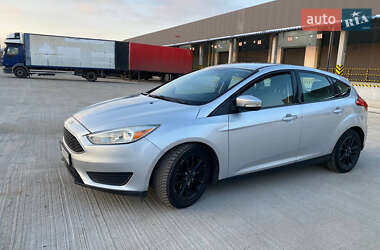 Хетчбек Ford Focus 2015 в 