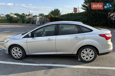 Седан Ford Focus 2011 в 