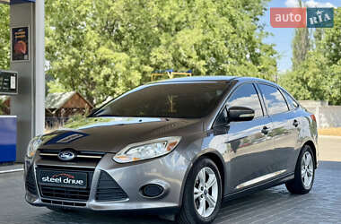Седан Ford Focus 2014 в 