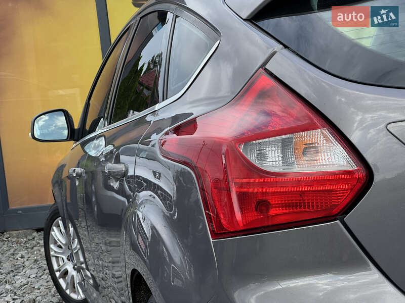 Хэтчбек Ford Focus 2011 в Стрые