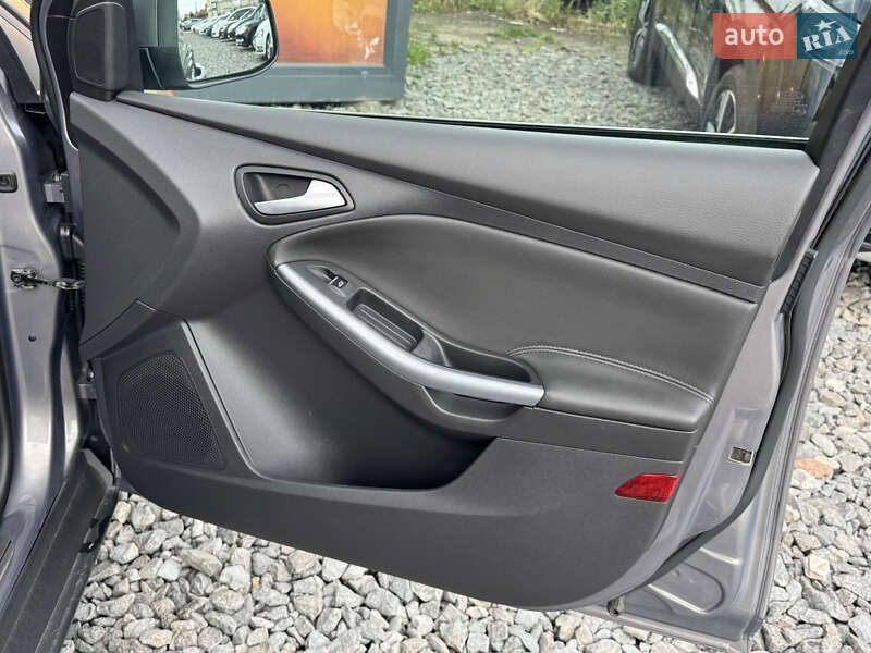 Хэтчбек Ford Focus 2011 в Стрые