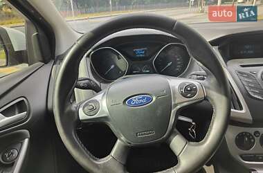 Хэтчбек Ford Focus 2014 в 