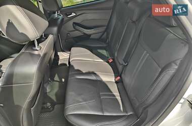 Хэтчбек Ford Focus 2014 в 