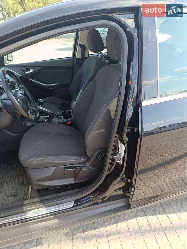 Хэтчбек Ford Focus 2011 в Полтаве