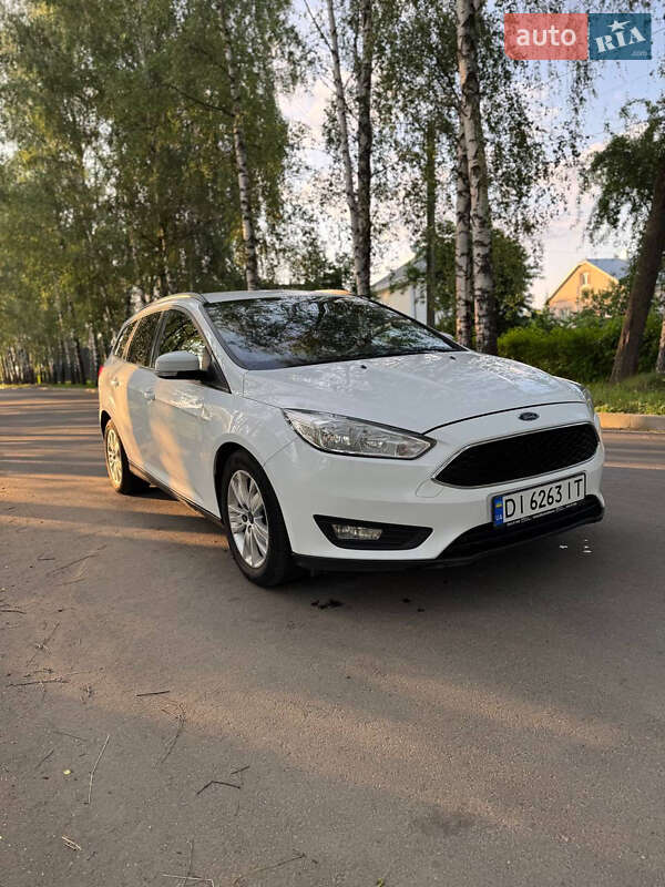 Універсал Ford Focus 2016 в Чернівцях