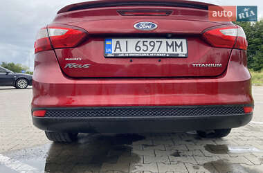 Седан Ford Focus 2012 в 