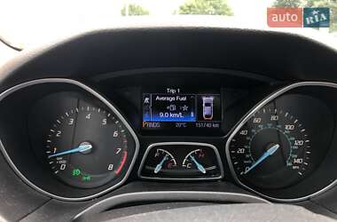 Седан Ford Focus 2012 в 
