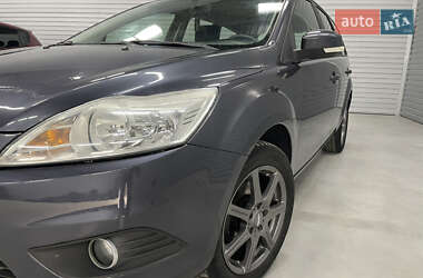 Универсал Ford Focus 2010 в 