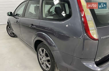 Универсал Ford Focus 2010 в 