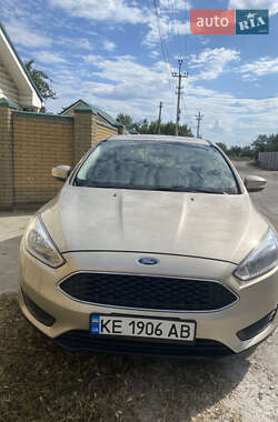 Хэтчбек Ford Focus 2017 в 