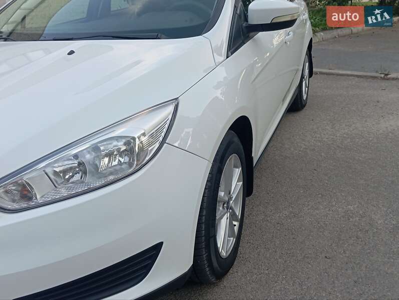 Хетчбек Ford Focus 2015 в Харкові